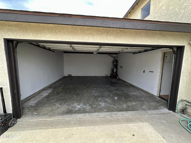 Detail Gallery Image 8 of 12 For 310 W Simpson St, Ventura,  CA 93001 - 2 Beds | 1/1 Baths