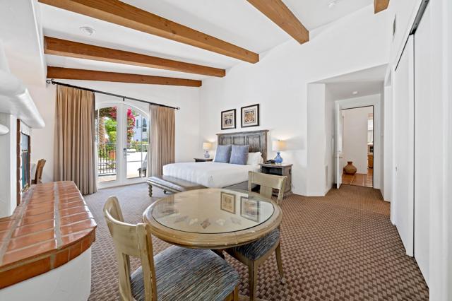 77500 Vista Flora, La Quinta CA: https://media.crmls.org/mediaz/189b8c5a-026a-4028-a550-4e384559975e.jpg