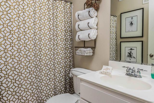 1393 Cattail Court, San Marcos CA: https://media.crmls.org/mediaz/189ba63f-e1eb-4cef-8f07-1a29a5bb04f0.jpg