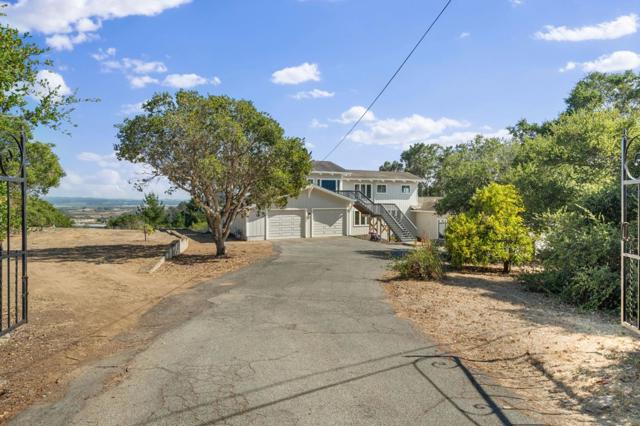 475 Fiesta Court, Watsonville CA: https://media.crmls.org/mediaz/189be35c-633d-4f9b-ada5-d1d784d126b6.jpg