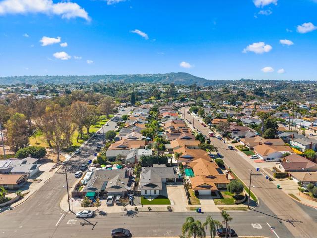 Detail Gallery Image 49 of 52 For 4984 Gaylord Dr, San Diego,  CA 92117 - 3 Beds | 2 Baths