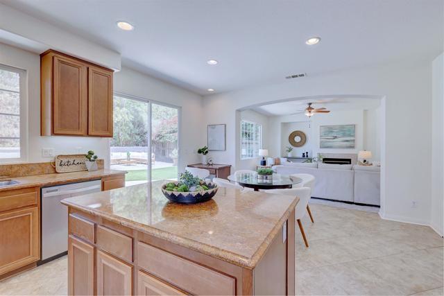 954 Prism Drive, San Marcos CA: https://media.crmls.org/mediaz/189c6e3b-86e8-433a-a8f8-459075ba2b5c.jpg