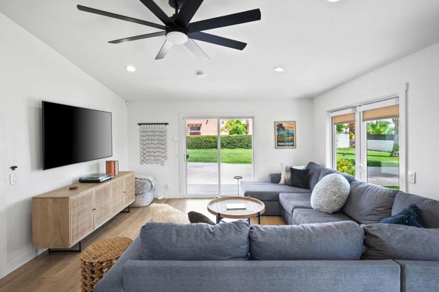51485 Calle Guatemala, La Quinta CA: https://media.crmls.org/mediaz/189d63e0-5a8e-4be7-92f4-db016a03a925.jpg
