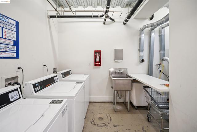 83 McAllister St, San Francisco CA: https://media.crmls.org/mediaz/189d82a0-4d16-4f79-b6b4-a12d480414a0.jpg