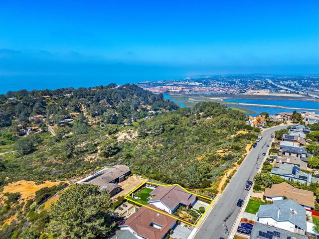 14224 Recuerdo Dr, San Diego CA: https://media.crmls.org/mediaz/189d91a4-f076-4e8b-ae9d-25d9db78c5d1.jpg