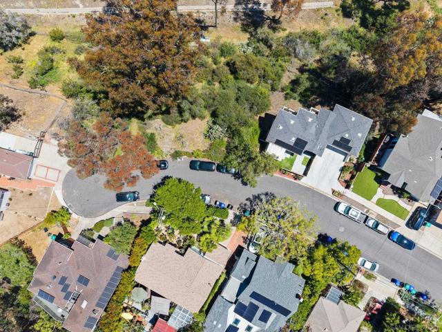 4865 39th Street, San Diego CA: https://media.crmls.org/mediaz/189da60c-827c-4881-9e29-bd2585e243a8.jpg
