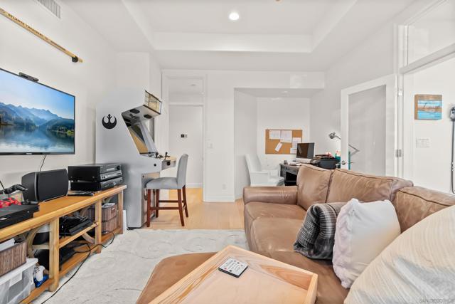 3930 Torrey Hills Lane, San Diego CA: https://media.crmls.org/mediaz/189debe2-e450-4325-a136-cdccfe8f950e.jpg