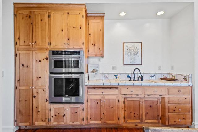 180 Dicicco Terrace, Watsonville CA: https://media.crmls.org/mediaz/189eea1d-bb34-4dc4-a8ff-cf10ac103c69.jpg