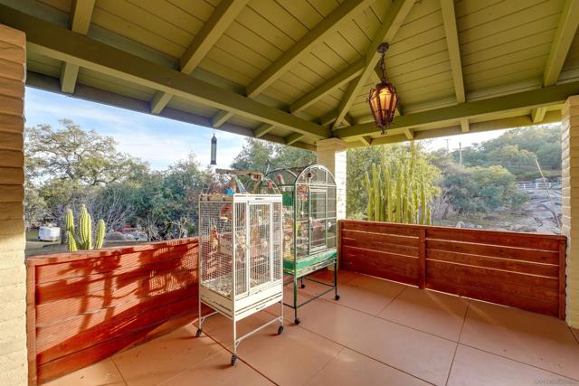 20320 Deerhorn Valley Road, Jamul, California 91935, 4 Bedrooms Bedrooms, ,4 BathroomsBathrooms,Single Family Residence,For Sale,Deerhorn Valley Road,250019383SD