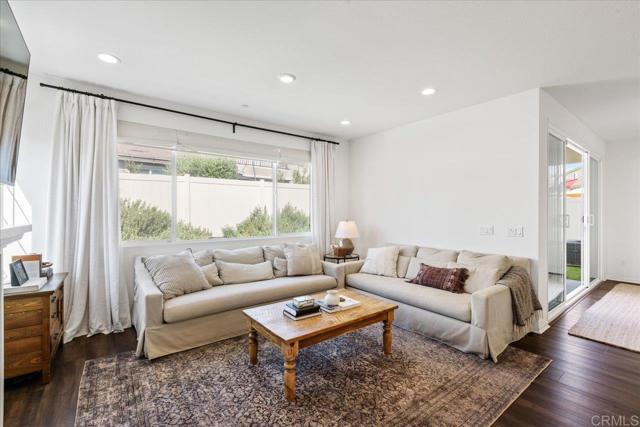 Detail Gallery Image 7 of 60 For 39665 Foxtail Dr, Temecula,  CA 92591 - 4 Beds | 3 Baths