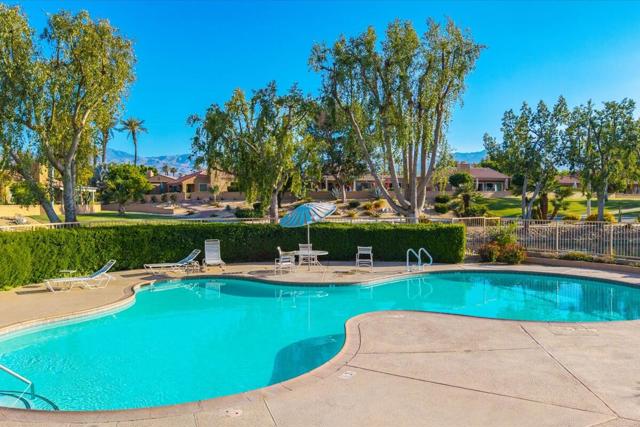 44289 Venice Court, Palm Desert CA: https://media.crmls.org/mediaz/189fc9bc-de84-4054-a1ff-b83f96dd4278.jpg