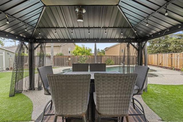 1650 Mimosa Street, Hollister CA: https://media.crmls.org/mediaz/18a02c6d-2b40-4079-a400-f2938b624c47.jpg