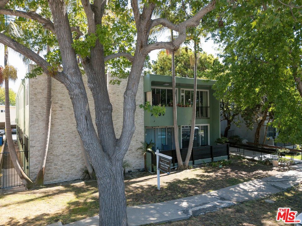 Multifamily at 7736 Paseo Del Rey