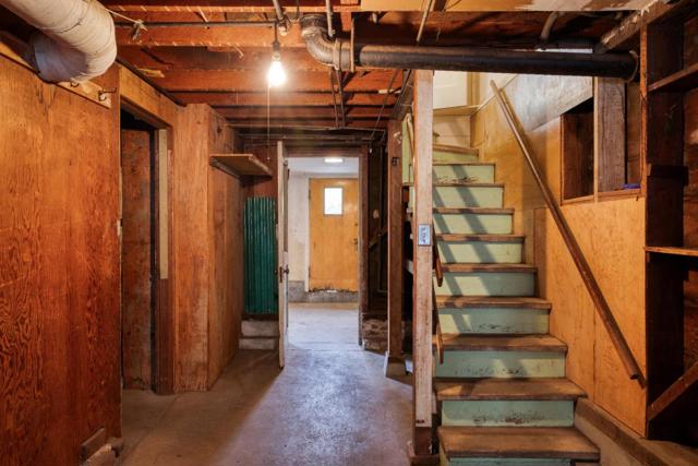 329 7th Avenue, San Francisco CA: https://media.crmls.org/mediaz/18a0d554-601b-477c-b93c-47e578e3e1d5.jpg