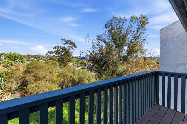 Detail Gallery Image 9 of 32 For 4950 Lantana Dr #6,  San Diego,  CA 92105 - 2 Beds | 2 Baths