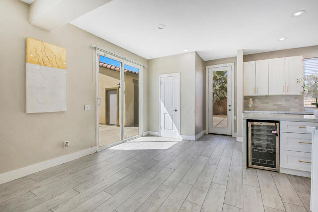 Image 11 of 39 For 37769 Thurne Street