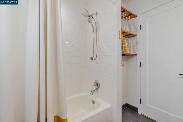 503 Vine Hill Way, Martinez CA: https://media.crmls.org/mediaz/18a2dd34-bf09-4d54-9137-4a6319ed3aa8.jpg