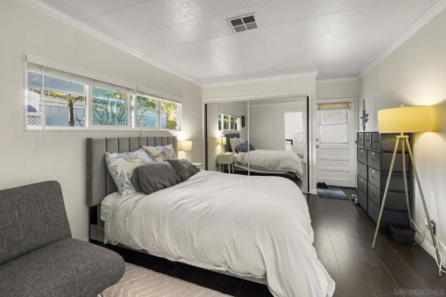 7004 San Bartolo, Carlsbad CA: https://media.crmls.org/mediaz/18a38090-9bcc-408e-a526-02fde82d262d.jpg