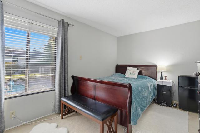 205 Del Valle Cir, El Sobrante CA: https://media.crmls.org/mediaz/18a3c611-b509-4a0b-8bbe-66a7f2cdfa24.jpg