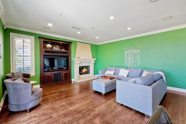 15068 Creek Hills Rd, El Cajon CA: https://media.crmls.org/mediaz/18a3dd39-082d-471e-adb2-d101242996e8.jpg
