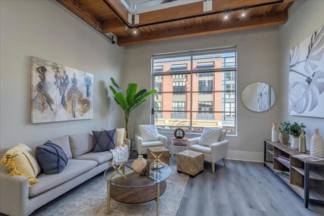 333 Santana Row, San Jose CA: https://media.crmls.org/mediaz/18a4753e-4c00-43d8-be30-fa4a1e32d78d.jpg