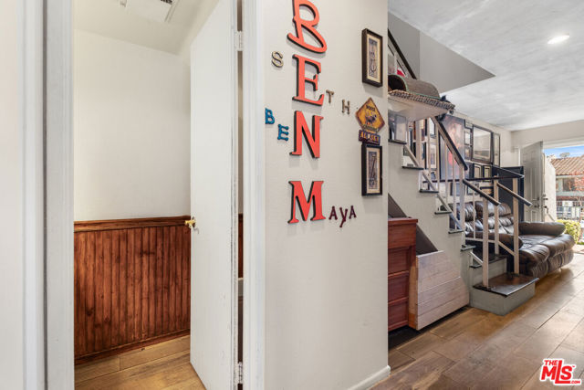 7312 Bright Avenue, Whittier CA: https://media.crmls.org/mediaz/18a546ed-af92-4740-8bcc-ed282d66e783.jpg