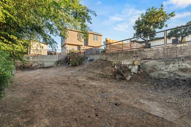 3811 Boren St, San Diego CA: https://media.crmls.org/mediaz/18a59aba-1cb8-4281-9f3c-b08f8ac943f8.jpg