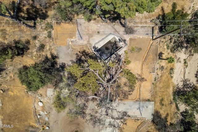 3360 Villa Grove Dr Drive, Altadena CA: https://media.crmls.org/mediaz/18a5e16f-96ce-439b-9883-3350dcd7ac08.jpg