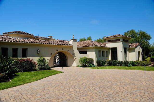 6796 St Andrews Road, Rancho Santa Fe CA: https://media.crmls.org/mediaz/18a666f1-eac6-4a02-8219-999b8418dc35.jpg
