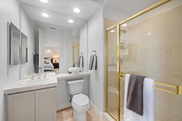 50500 Cypress Point Drive, La Quinta CA: https://media.crmls.org/mediaz/18a6a8b4-ab28-4ffa-88f4-d9eaec87d6a8.jpg