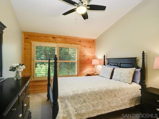 1068 W Incense Cedar Road, Julian CA: https://media.crmls.org/mediaz/18a75e4a-05dd-44b5-89e6-72d8972108ed.jpg