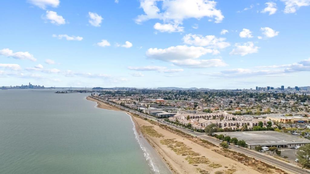 18A7Daeb D779 4Ac9 Ac51 C7D88D8C1D01 2101 Shoreline Drive #437, Alameda, Ca 94501 &Lt;Span Style='BackgroundColor:transparent;Padding:0Px;'&Gt; &Lt;Small&Gt; &Lt;I&Gt; &Lt;/I&Gt; &Lt;/Small&Gt;&Lt;/Span&Gt;