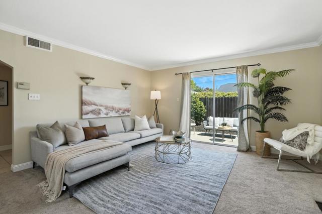 946 Laguna Avenue, Burlingame CA: https://media.crmls.org/mediaz/18a8453b-e77e-4c86-b1d5-560b6de0f517.jpg