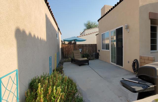 47825 Endless Sky, La Quinta CA: https://media.crmls.org/mediaz/18a8613d-12f2-47ed-8a95-7f4205bdcb5f.jpg