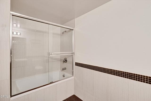 Detail Gallery Image 16 of 38 For 159 W Green St #408,  Pasadena,  CA 91105 - 2 Beds | 2 Baths