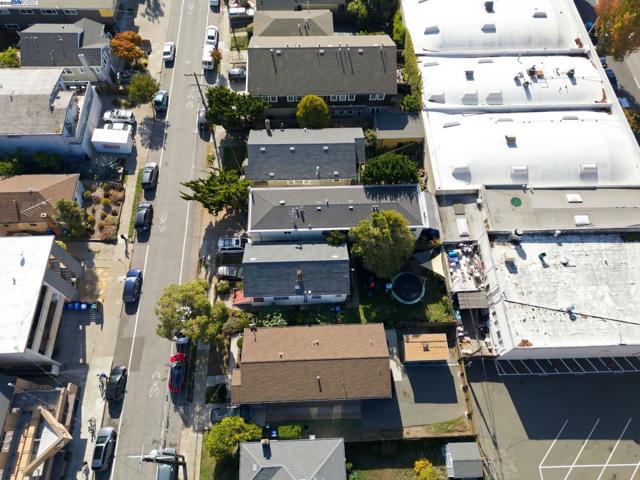 930 Kains Ave, Albany CA: https://media.crmls.org/mediaz/18aadae3-3b9b-4147-b098-45287842b645.jpg