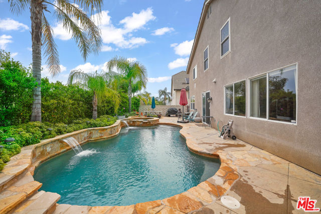 26505 Thackery Lane, Stevenson Ranch CA: https://media.crmls.org/mediaz/18abf19f-cbc7-4afd-a73f-69074104f5cc.jpg