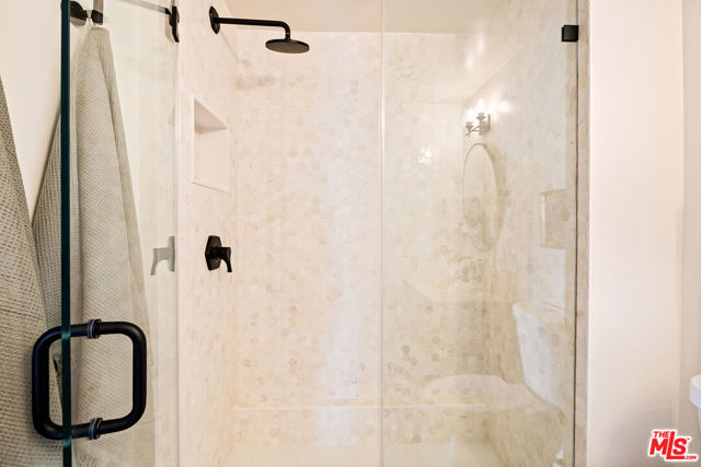 1023 Wilcox Avenue, Los Angeles CA: https://media.crmls.org/mediaz/18ac19fe-dfca-4a34-b46c-001ea44c6263.jpg