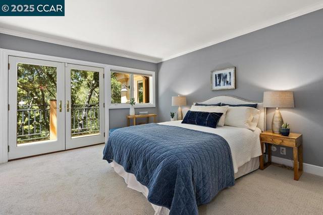 3949 Canyon Rd, Lafayette CA: https://media.crmls.org/mediaz/18ad3073-1353-4e27-a9fe-4b392f277bd7.jpg