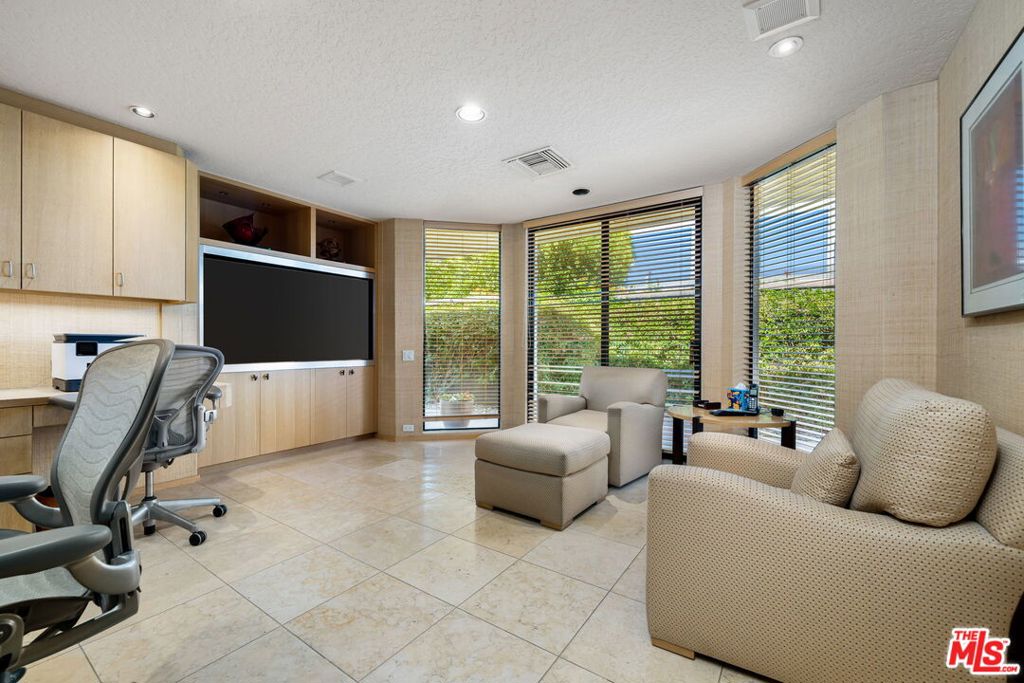 MLS #25606817 image #26