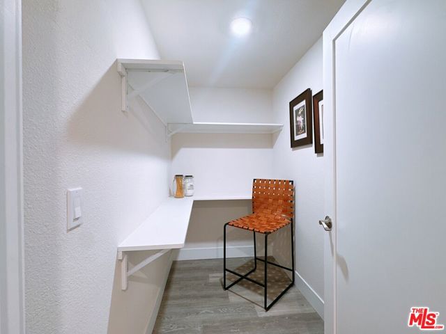 3050 W 11th Street, Los Angeles CA: https://media.crmls.org/mediaz/18ae551c-ab06-4cca-92ec-ee89132abc62.jpg