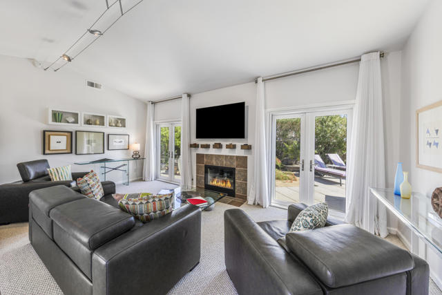 2900 S Redwood Drive, Palm Springs CA: https://media.crmls.org/mediaz/18ae94f4-ac0e-4d4d-bb60-88971f3052a3.jpg