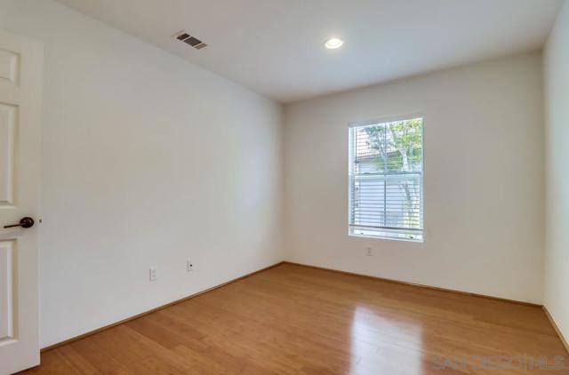 1765 Via Capri, Chula Vista CA: https://media.crmls.org/mediaz/18aed1ca-a0e8-4688-86b4-22654da9d4a0.jpg