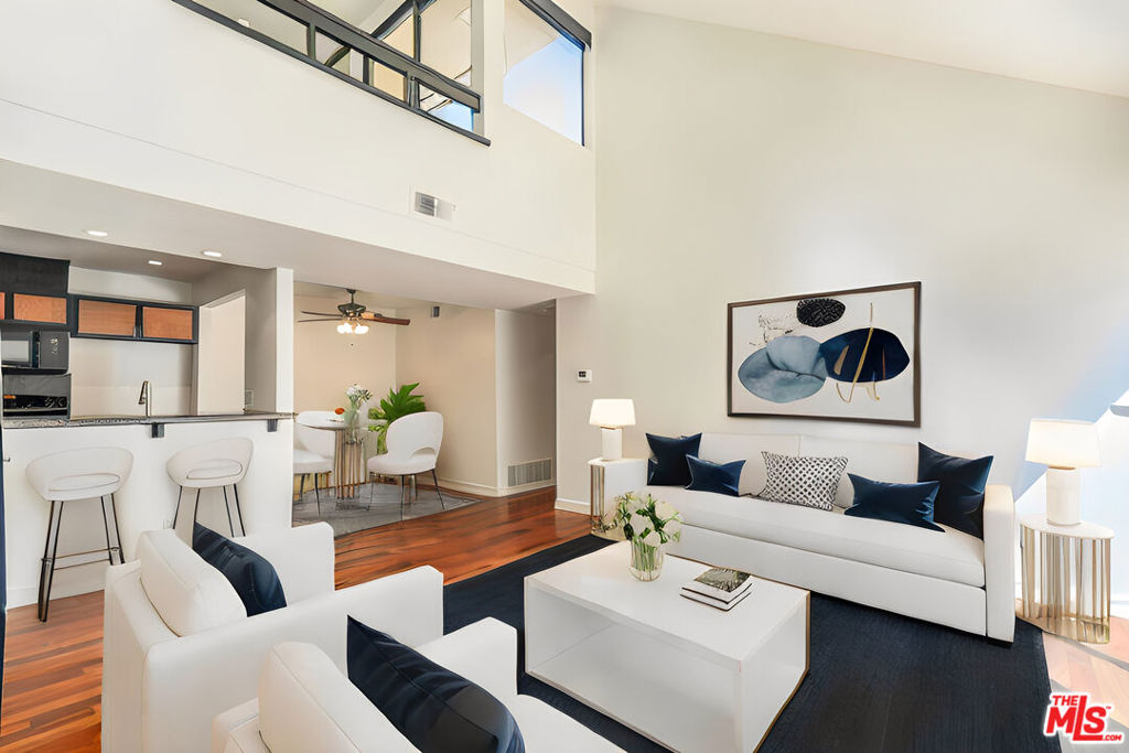 25712 Le Parc #10