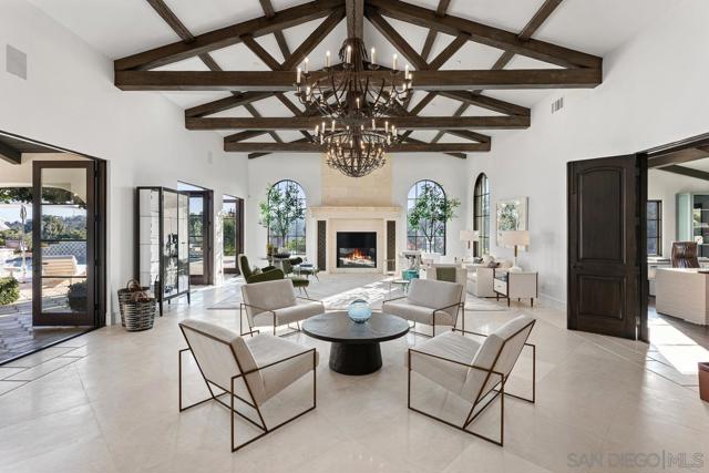 16304 Via De Santa Fe, Rancho Santa Fe CA: https://media.crmls.org/mediaz/18afad48-28ae-43d5-8cc5-c671faa63cae.jpg