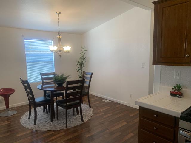 Detail Gallery Image 9 of 36 For 501 Anita St. Spc 16, Chula Vista,  CA 91911 - 2 Beds | 2 Baths