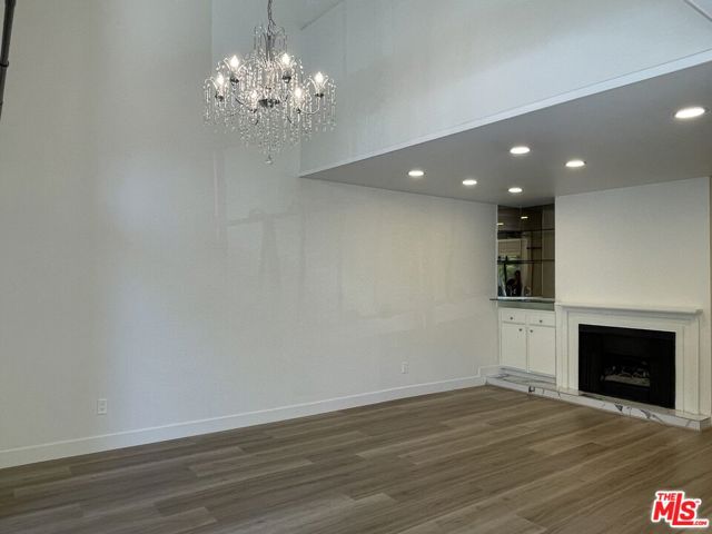 323 North Jackson Street, 120 photo 8