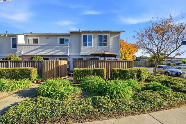 4091 Lorenzo Ter, Fremont CA: https://media.crmls.org/mediaz/18b0c840-abdd-43a4-a311-7e69e41acfd7.jpg