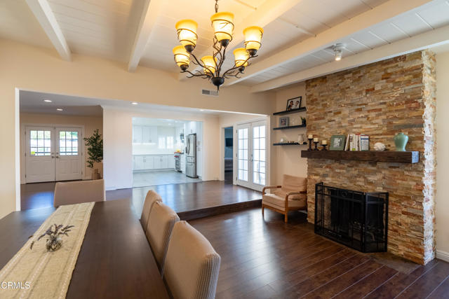 Detail Gallery Image 14 of 51 For 13615 Herrick Ave, Los Angeles,  CA 91342 - 4 Beds | 4 Baths