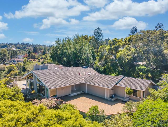 30 Bluebell Lane, Hillsborough CA: https://media.crmls.org/mediaz/18b16408-2b27-4db4-987e-71d5ccc752c9.jpg